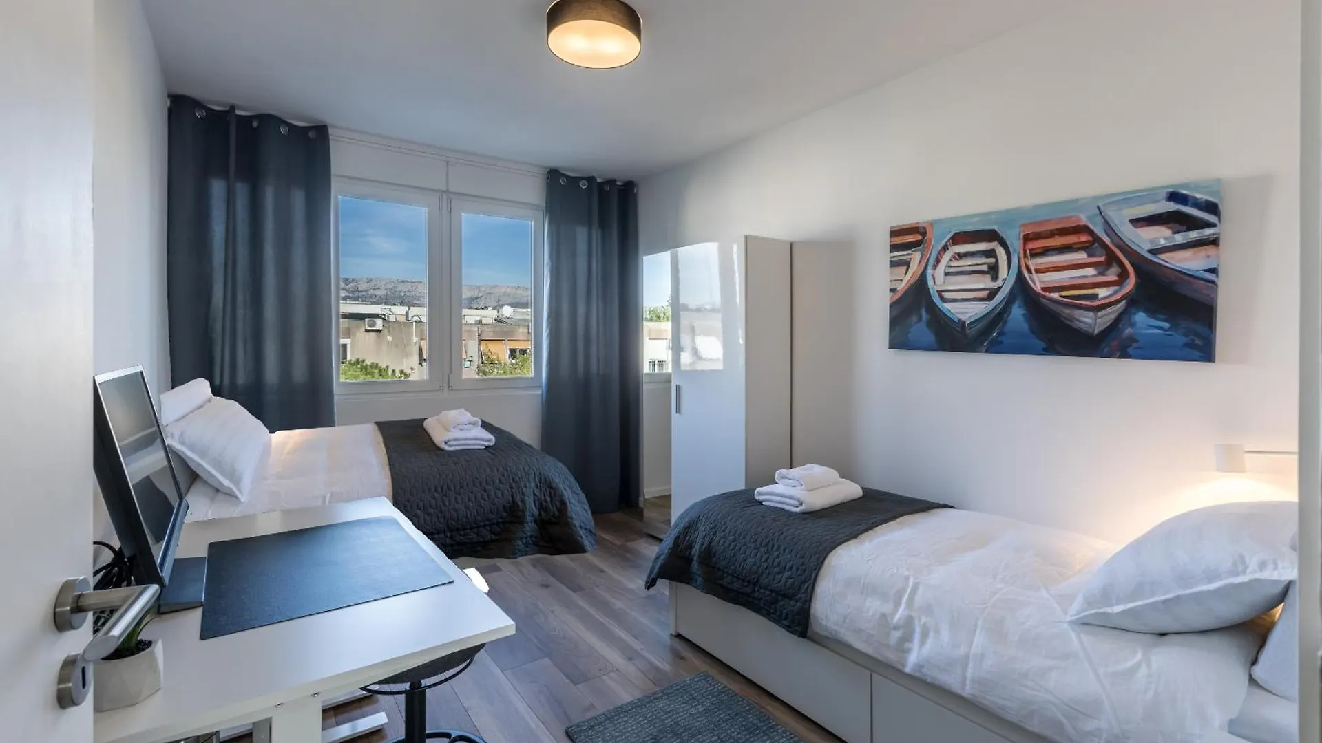 Sundowners Apartment, 52Qm, Double & Single Bed, 10 Min From Old Town Of Split Croacia