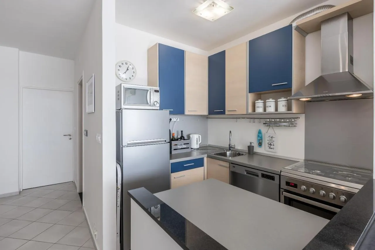 Διαμέρισμα Sundowners Apartment, 52Qm, Double & Single Bed, 10 Min From Old Town Of Σπλιτ