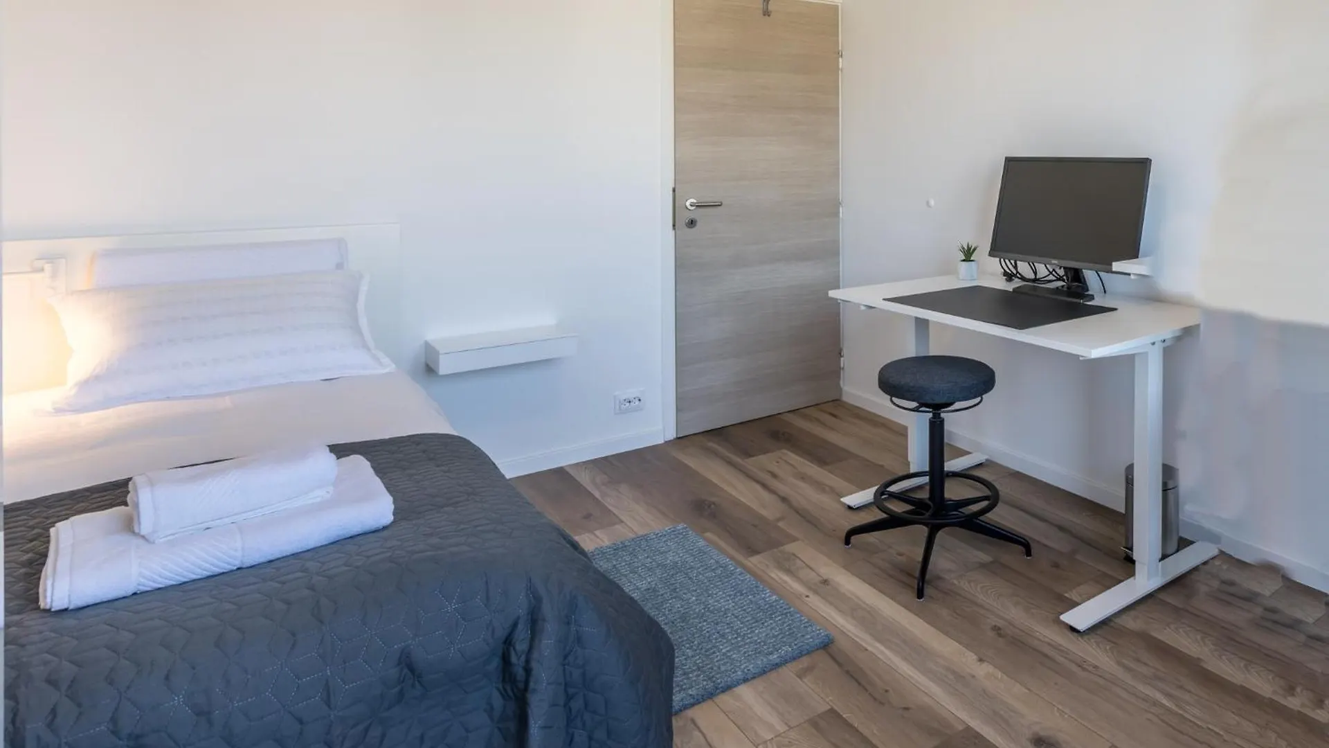 Διαμέρισμα Sundowners Apartment, 52Qm, Double & Single Bed, 10 Min From Old Town Of Σπλιτ